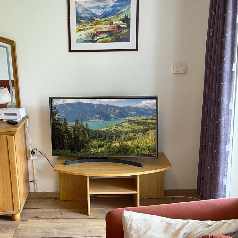 Apartment Zachary- 2 Bedroom -Austrian Alpine Getaways - Two-Bedroom Apartment - 10