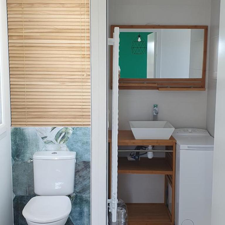 Résidence Salamandre - Maison Bois Cosy Calme avec parking pour 4 à 10 pers idéal couples et familles à 500m de la plage à Saint-Marc-sur-mer - Maison 1 Chambre - 7