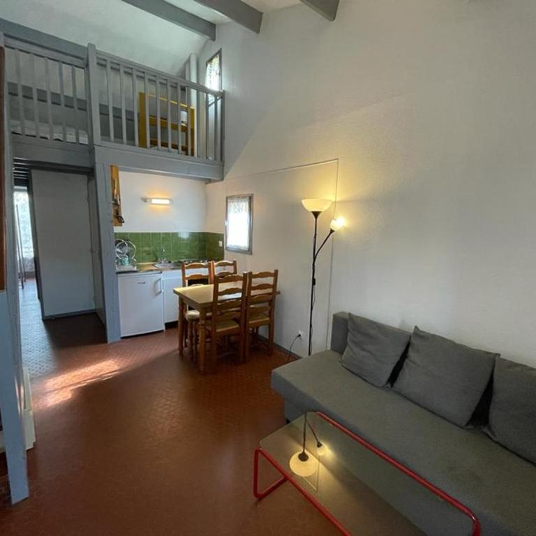 Charmante maisonnette proche du port avec parking et animaux acceptés - FR-1-413-100 - Villa - 1