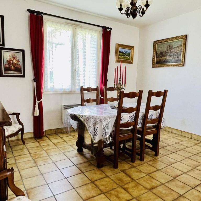 Maison T3 à Cambo, Animaux Admis, Parking, Internet - Maison 2 Chambres - 5