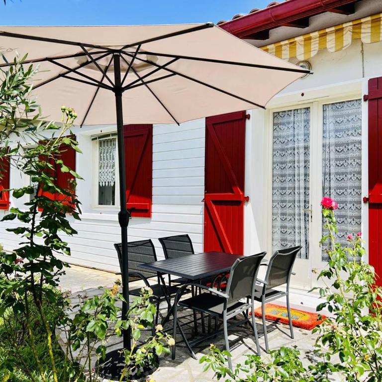 Maison T3 à Cambo, Animaux Admis, Parking, Internet - Maison 2 Chambres - 19