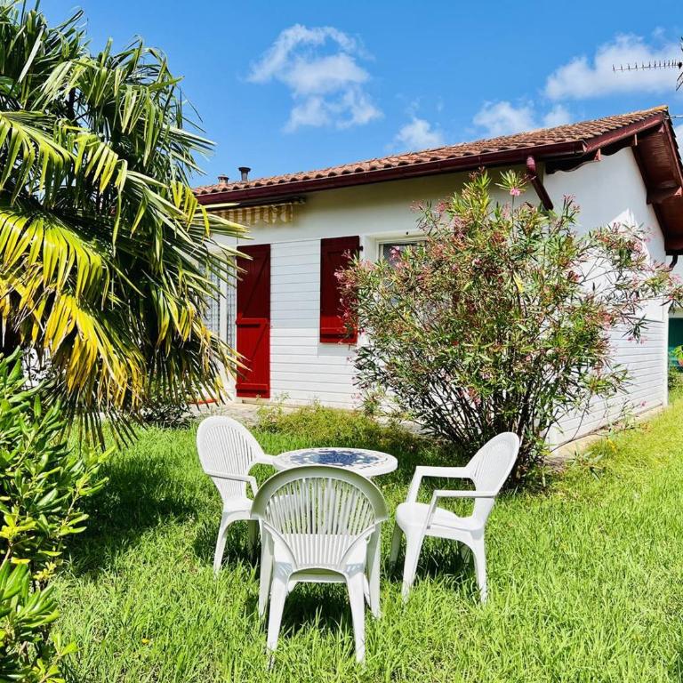 Maison T3 à Cambo, Animaux Admis, Parking, Internet - Maison 2 Chambres - 21