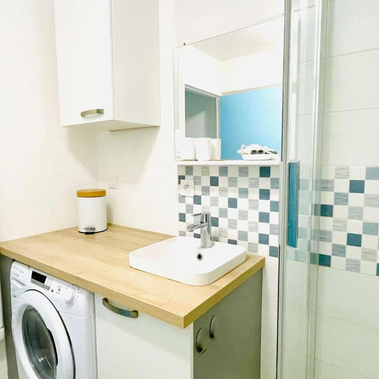 Appartement 3 étoiles à Perros-Guirec, plage de Trestraou, 2-4 pers, parking inclus, proche Thalasso - FR-1-542-44 - Apartment (4 Erwachsene) - 10