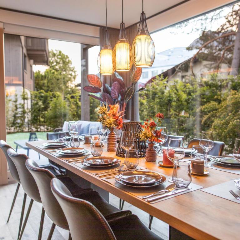 Boutique ChaletS Alpi mit Sauna & Kino - Haus mit 5 Schlafzimmern, Sauna und Kinoraum (rot) - 1