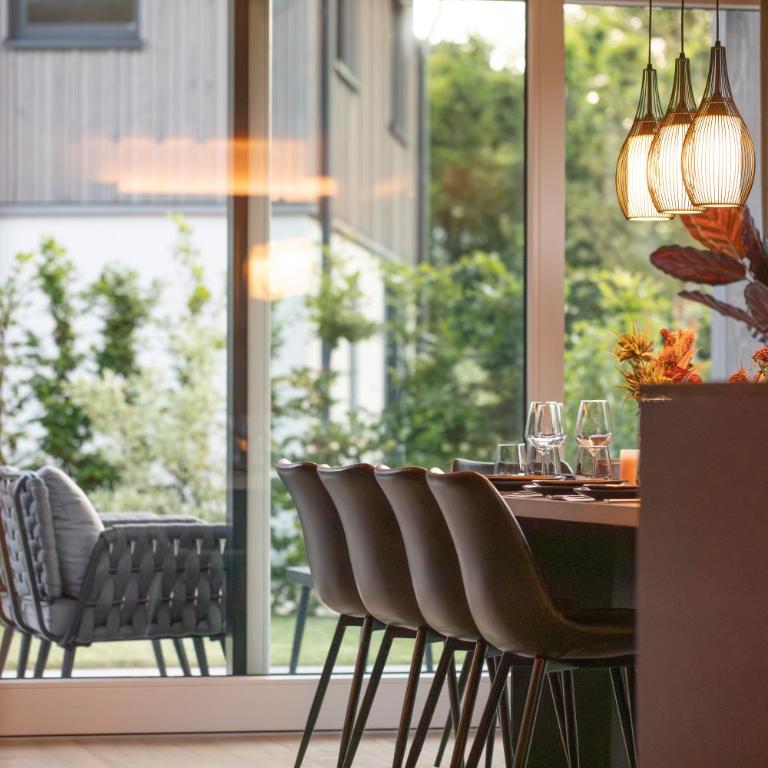 Boutique ChaletS Alpi mit Sauna & Kino - Haus mit 5 Schlafzimmern, Sauna und Kinoraum (rot) - 8