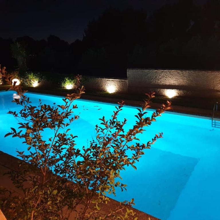 Agréable maison de 65 m2 avec grande piscine - Maison 1 Chambre - 20