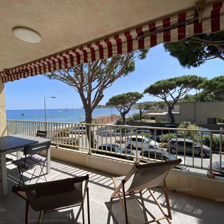 Appartement rénové en front de mer avec terrasse. - FR-1-100-295 - Apartment - 17