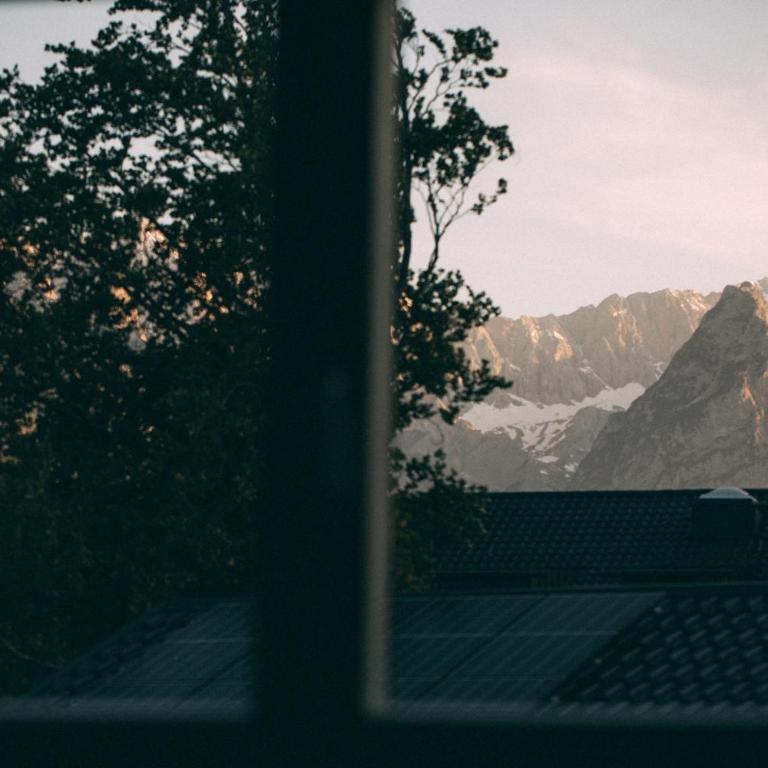 Boutique ChaletS Alpi mit Sauna & Kino - Haus mit 5 Schlafzimmern, Sauna und Kinoraum (rot) - 4
