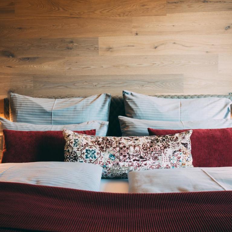 Boutique ChaletS Alpi mit Sauna & Kino - Haus mit 5 Schlafzimmern, Sauna und Kinoraum (rot) - 17