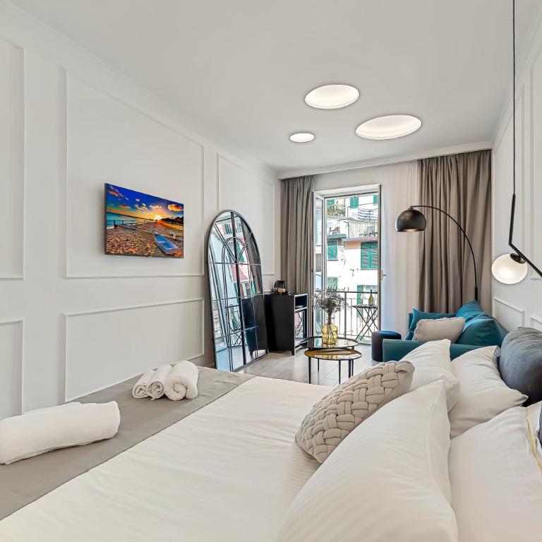 EC Luxury Rooms - Camera Matrimoniale Deluxe con Balcone - 18