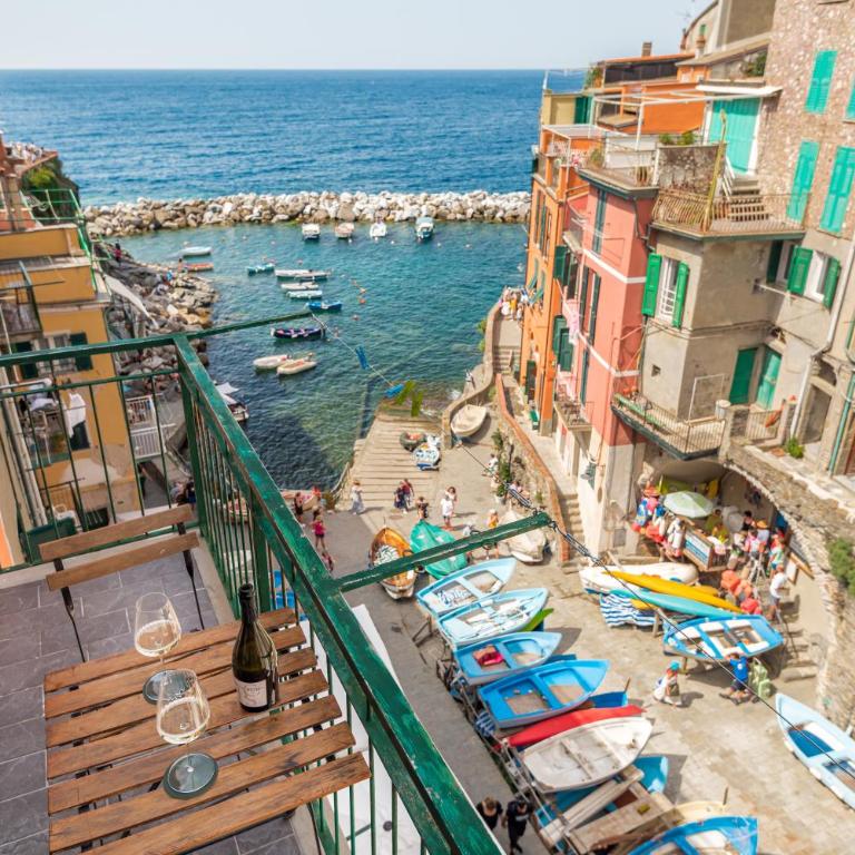 EC Luxury Rooms - Camera Matrimoniale Deluxe con Balcone - 4
