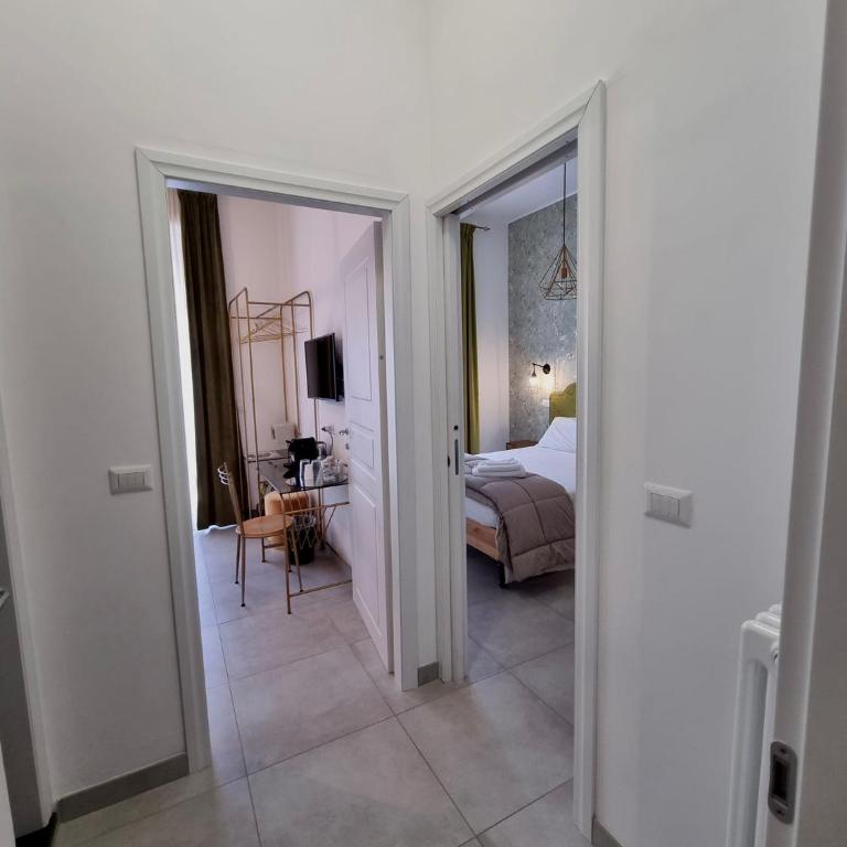 Dimora Giusti - Camera Familiare con Balcone - 2