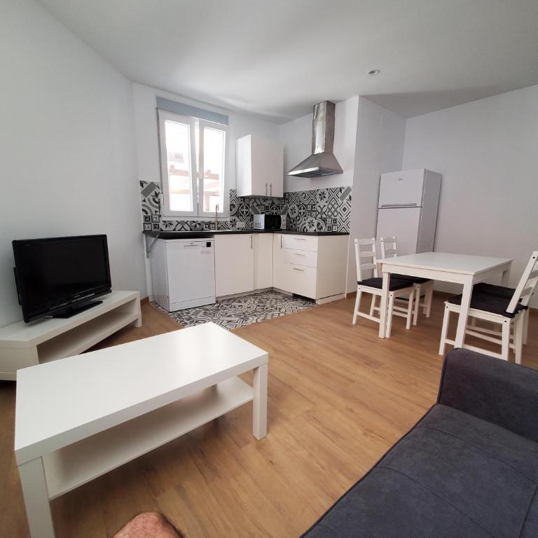 BAHíA APARTAMENTOS TURÍSTICOS - Apartamento Estándar de 1 dormitorio - 2