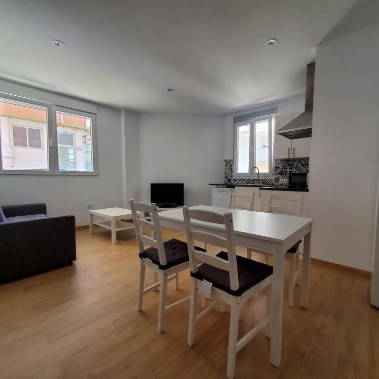 BAHíA APARTAMENTOS TURÍSTICOS - Apartamento Estándar de 1 dormitorio - 1