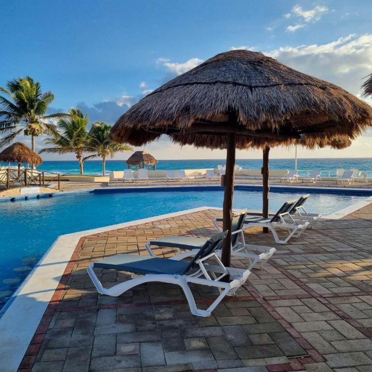 Ocean Turtle Nest, boutique beach apartment - Apartment with Sea View - 30