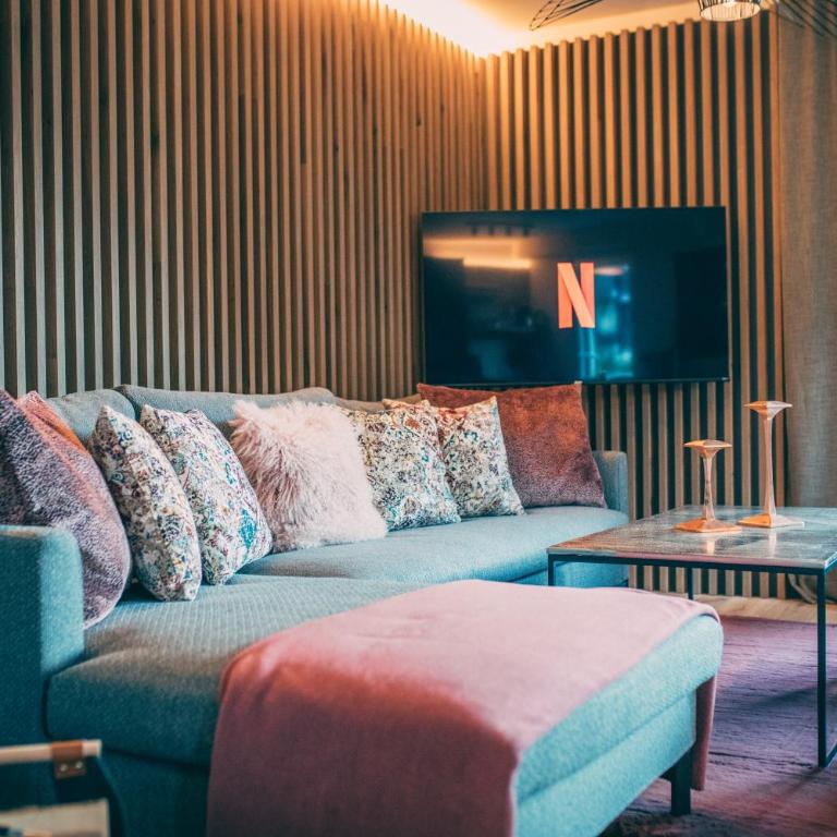 Boutique ChaletS Alpi mit Sauna & Kino - Haus mit 5 Schlafzimmern, Sauna und Kinoraum (rot) - 25