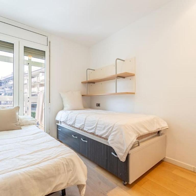 SunAndBed Royal LaSalle - Three-Bedroom Apartment - 2