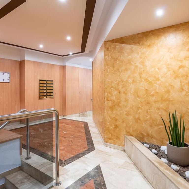 SunAndBed Royal LaSalle - Three-Bedroom Apartment - 26