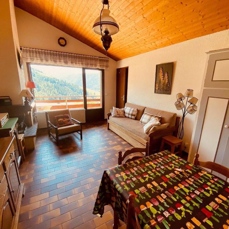 2 pièces cabine sans prétention avec balcon et parking - FR-1-459-47 - Appartement (6 Adultes) - 3