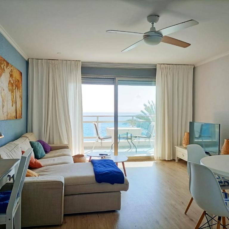 Apartamento en primera linea de la playa - Two-Bedroom Apartment - 2