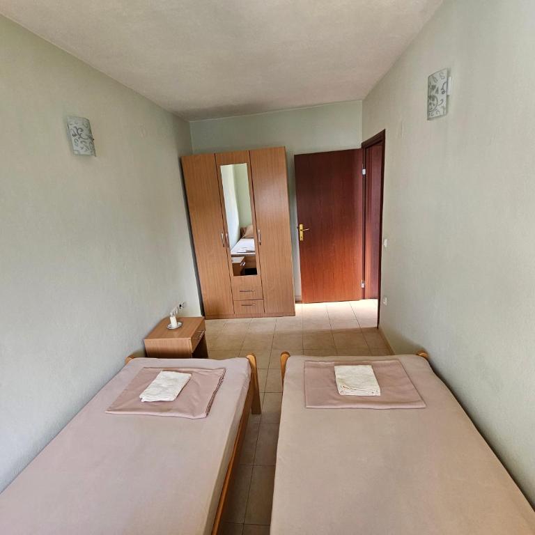 Zak Apartments - Two-Bedroom Apartment - 7