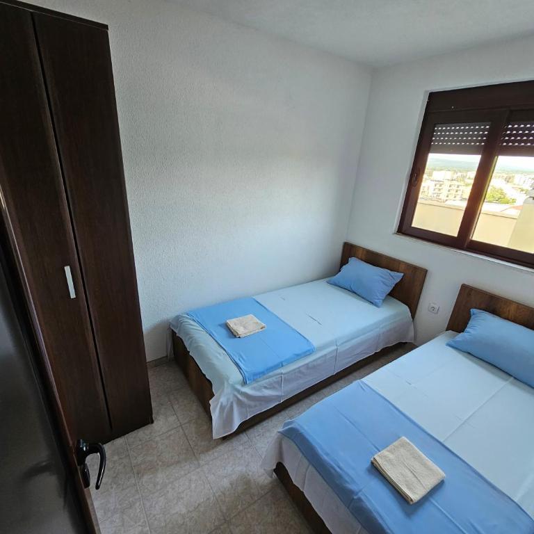 Zak Apartments - One-Bedroom Apartment - 6