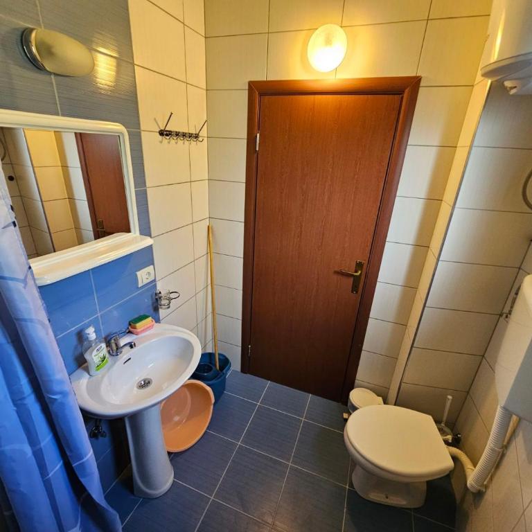 Zak Apartments - One-Bedroom Apartment - 2