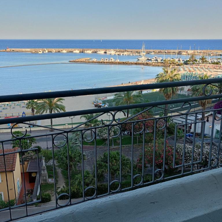 Dimora Dolce Vita - Attico sul mare - Appartamento con 3 Camere da Letto - 71