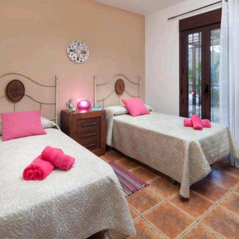 La Viña de la Tireta Casa Rural con impresionantes vistas, chimenea, barbacoa y piscina a 20 min de la costa - Villa con piscina privada - 22