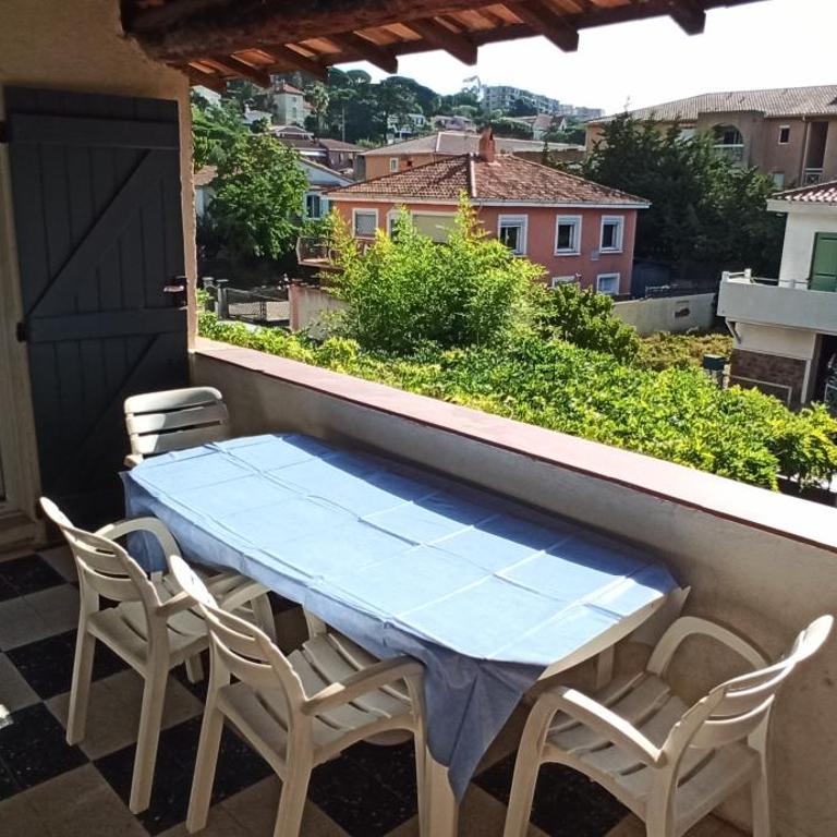 A Coin calme proche plage , centre, commerce - Appartement avec Terrasse - 2