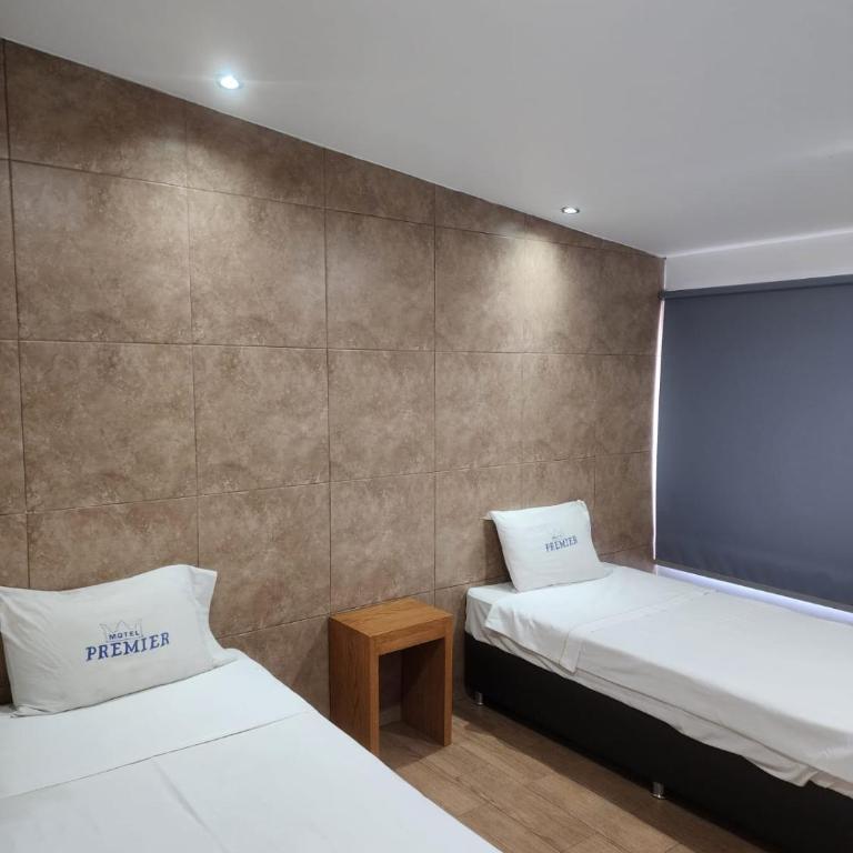 MOTEL PREMIER - Habitación Doble Estándar - 2 camas - 2