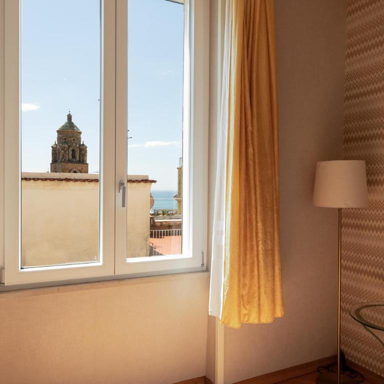 Amalpha Domus 100 sqm Apt with AC WiFi and balcony - 3rd floor, 50 steps in the Building - Appartamento con 2 Camere da Letto - 13