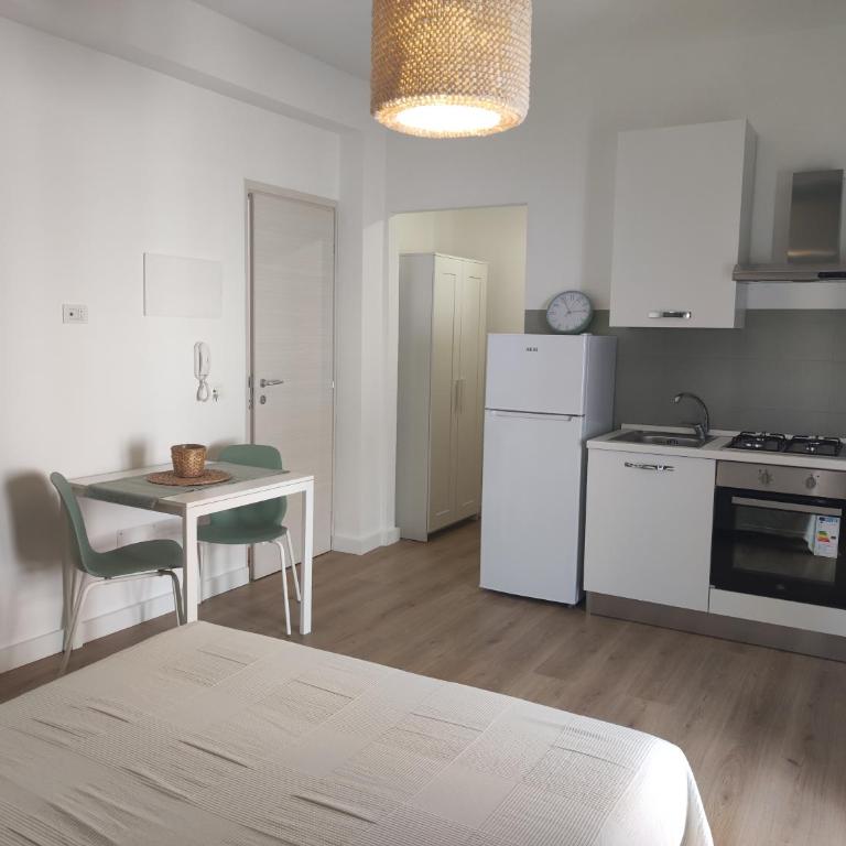 Levante12 Casa vacanza Marina Sunset - Appartamento con 1 Camera da Letto - 1