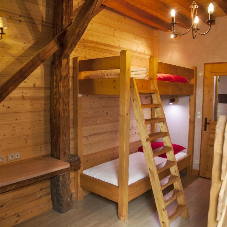Mansion in Albertville near Ski Slopes - Maison de Vacances Six Chambres - 18