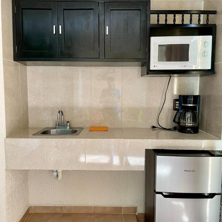 Suites Los Arcos - King Room - 18