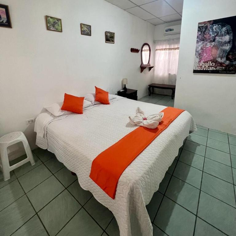 Hostal Villamil - Habitación Deluxe - 1 cama grande - 7