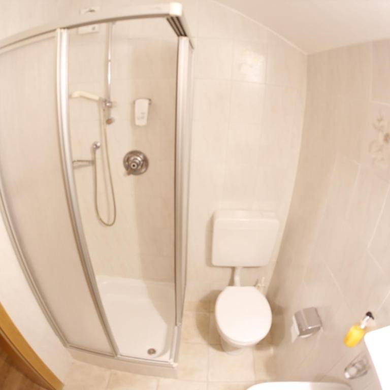 Almhotel Bergerhof - Budget Doppelzimmer - 6