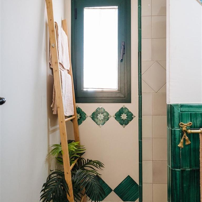 CASA PALACIO SXVIII CON PISCINA en centro histórico de SEVILLA - Villa - 79