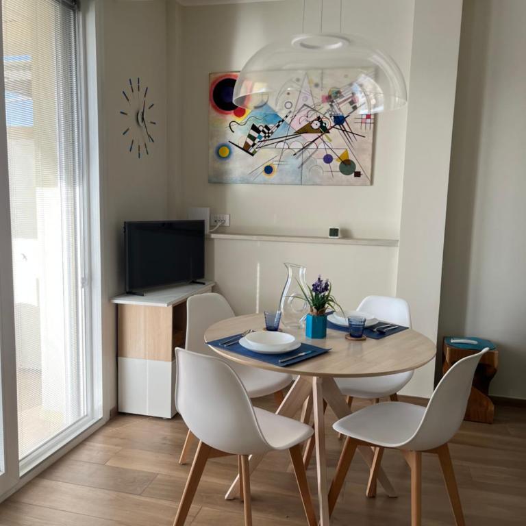 Attico Gabri - Appartamento con terrazzo panoramico vicino al Centro - One-Bedroom Apartment - 4