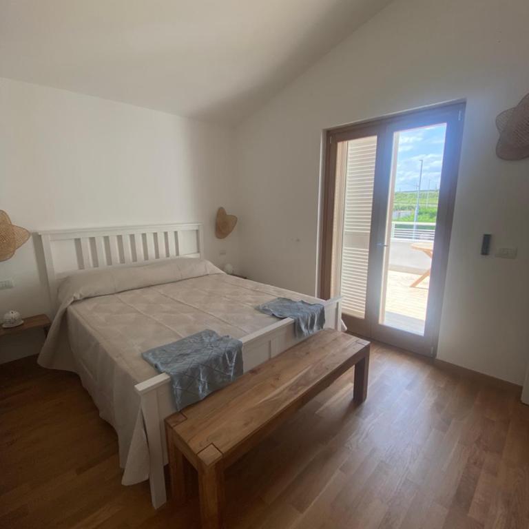APulia casa e cucina - Camera Familiare con Vista Giardino - 5
