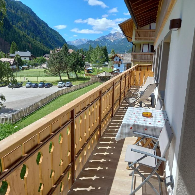 Cësa Valeria e Cësa Giulio - Appartamento con Vista Montagna - 11