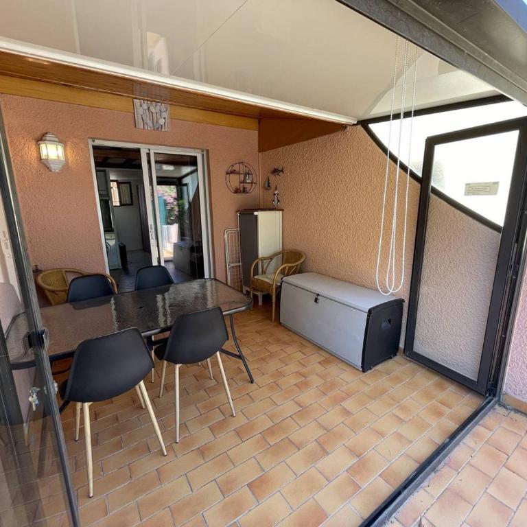 Villa 2 Pièces Mezzanine Climatisée avec Terrasse Privée - 6 Couchages - Saint Cyprien Plage - FR-1-106-36 - Villa - 5