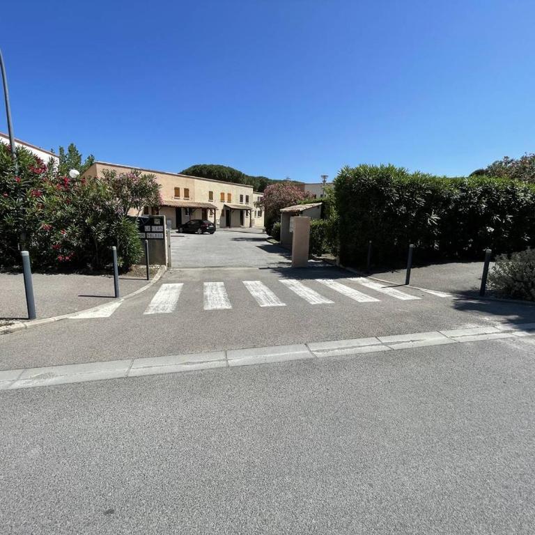 Villa 2 Pièces Mezzanine Climatisée avec Terrasse Privée - 6 Couchages - Saint Cyprien Plage - FR-1-106-36 - Villa - 25