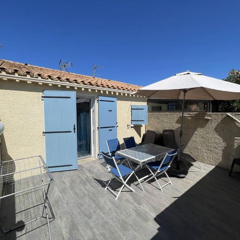 Charmante villa climatisée T2 mezzanine, 6 pers, terrasse ensoleillée, proche plage et commerces - FR-1-106-37 - Villa - 1