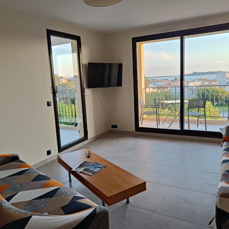 LES BALCONS - Apartamento de 2 dormitorios - 1