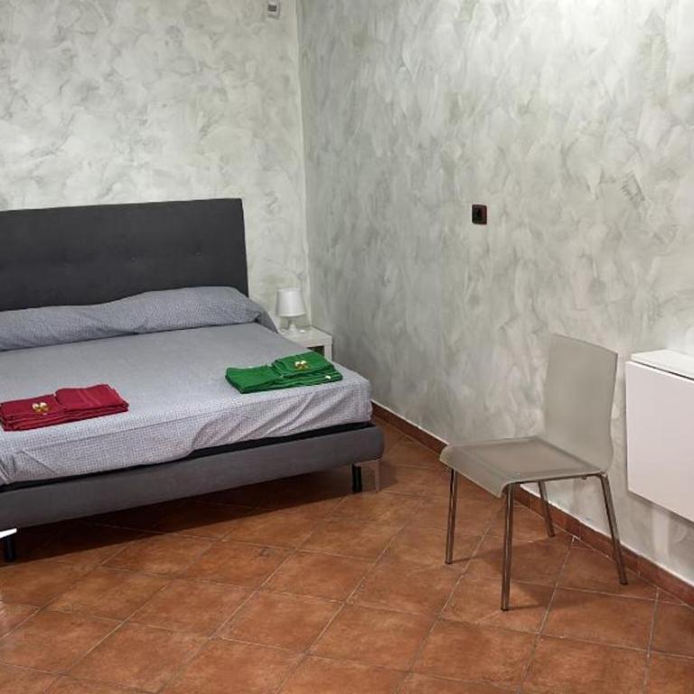 VILLA PARADISO ACIREALE "con piscina in esclusiva o condivisa " - Camera Matrimoniale Deluxe con Vasca - 3