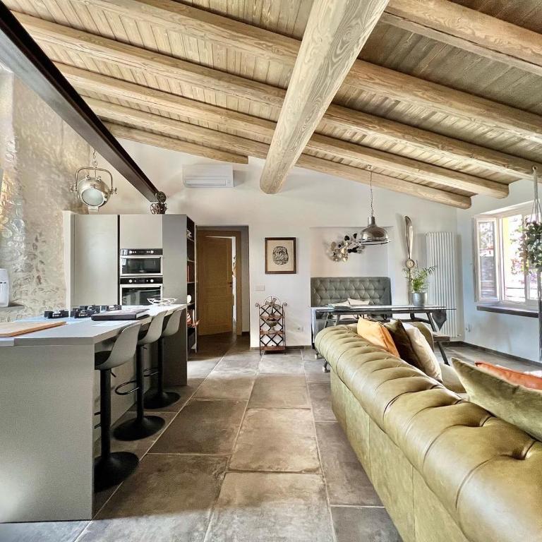 Premium Unique Lakeside view 90 m2 IlRusticodiB Apartment with private garden - Two-Bedroom Apartment - 9