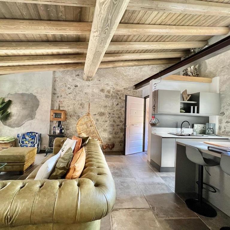 Premium Unique Lakeside view 90 m2 IlRusticodiB Apartment with private garden - Two-Bedroom Apartment - 15