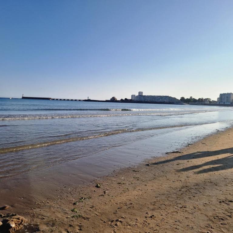 Studio cœur des Sables, 100m de la plage - Standard Studio - 11