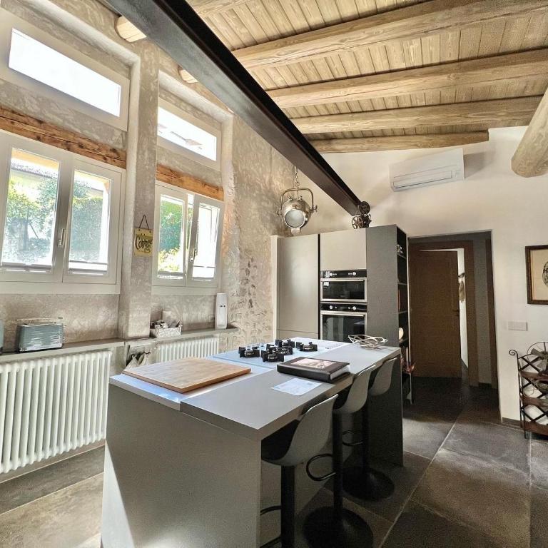Premium Unique Lakeside view 90 m2 IlRusticodiB Apartment with private garden - Two-Bedroom Apartment - 37